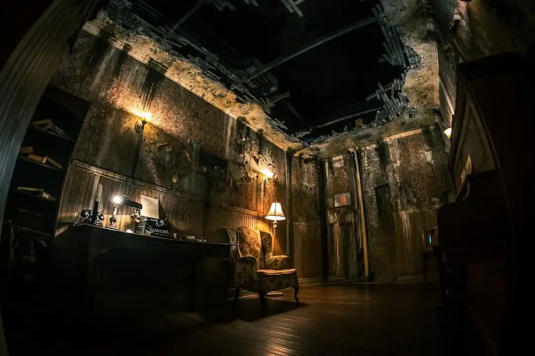 BrainXcape Escape Room NYC image 4