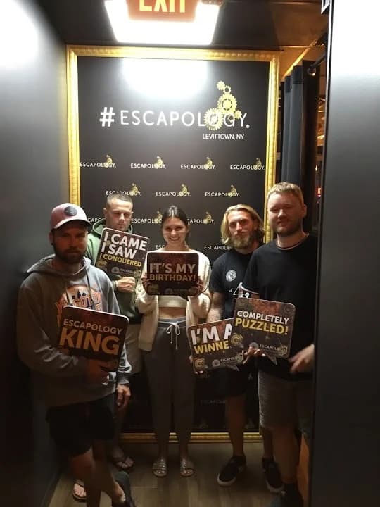 Escapology Escape Rooms Levittown image 9