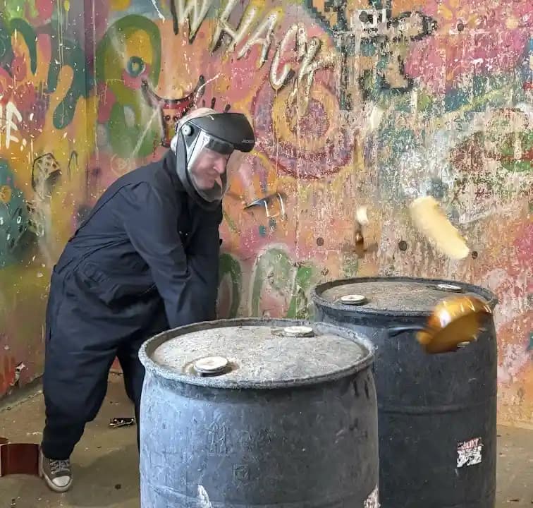 Valley Smash Rage Room image 4