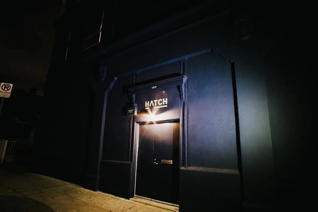 Hatch Escapes image 2