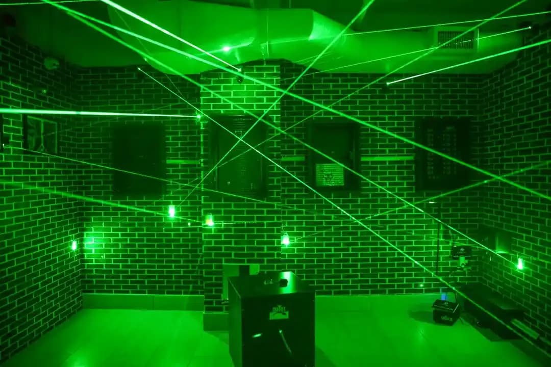 OMEscape New York Real Life Escape Room Game image 4