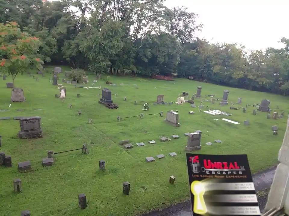 Unreal Escapes - Staten Island's Premiere Live Escape Room image 5