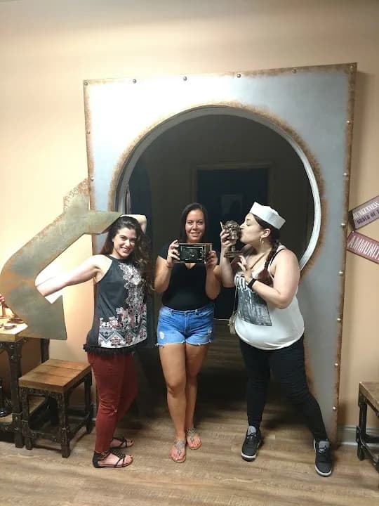 Unreal Escapes - Staten Island's Premiere Live Escape Room image 6