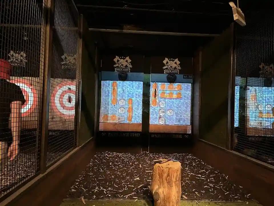 Kick Axe Throwing BROOKLYN image 3