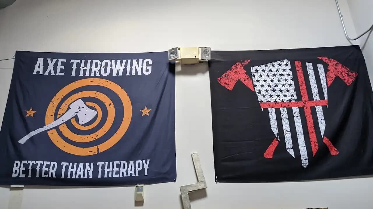 Generation Axe Throwing image 6