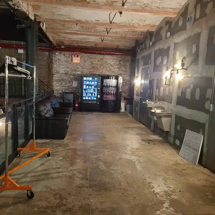 Area53 - Lounge - Laser Tag, Mini-Bowling, Arcade image 2
