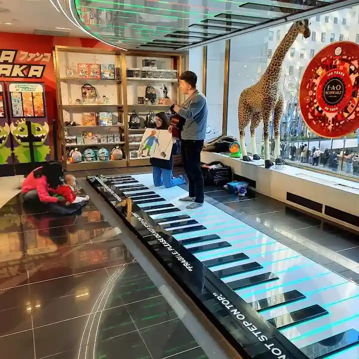 FAO Schwarz image 3