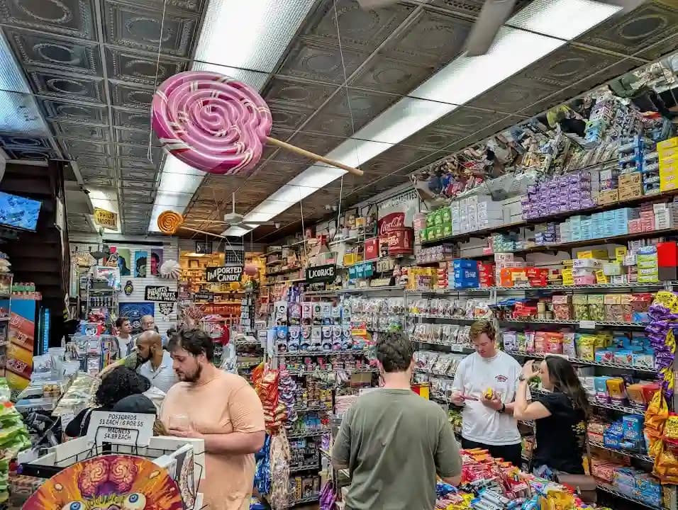 Economy Candy image 4