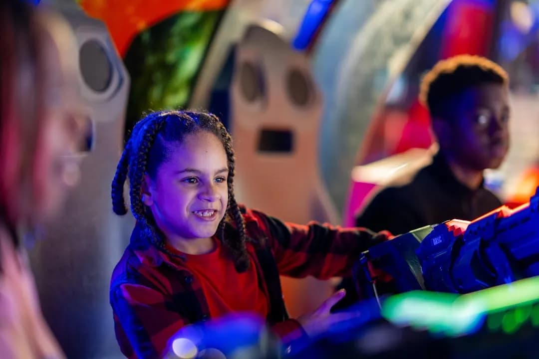 Q-ZAR & Q-AXE | Axe Throwing & Laser Tag image 7