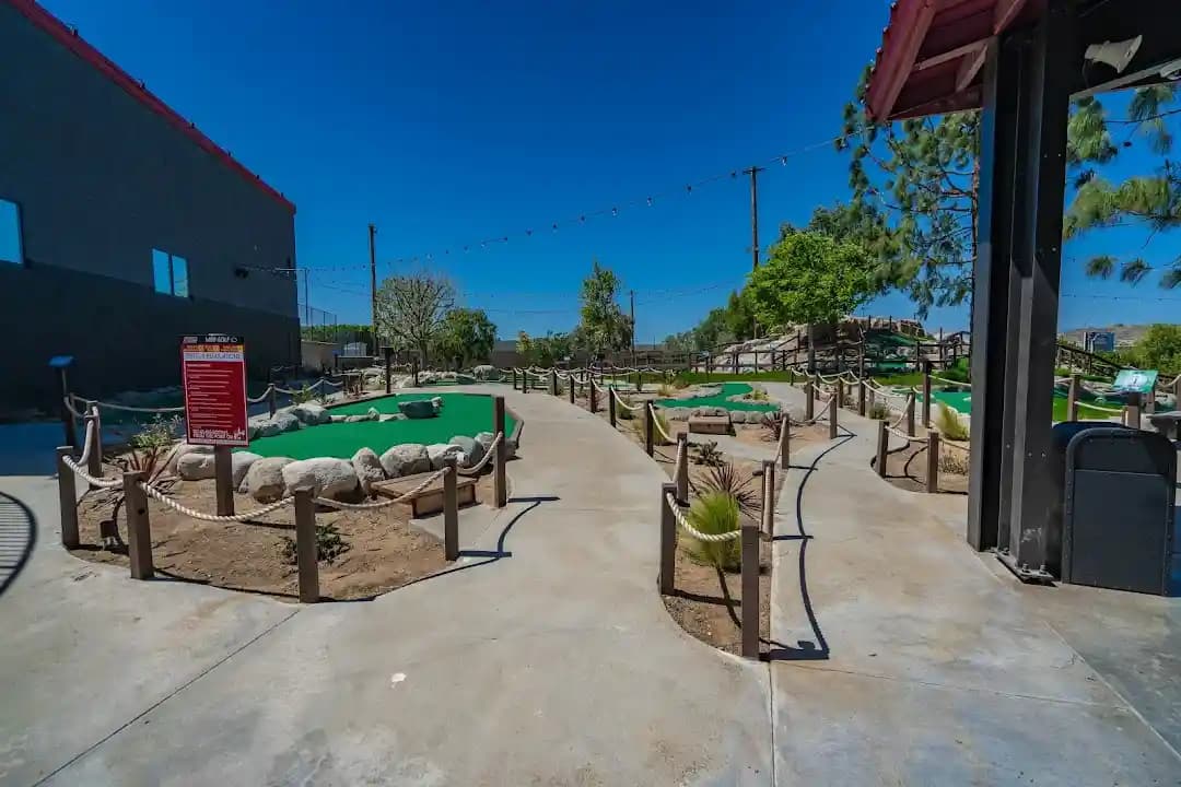 MB2 Entertainment Santa Clarita image 9