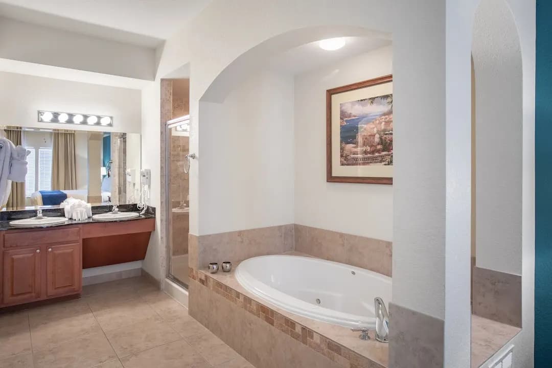 Lake Buena Vista Resort Village & Spa image 2