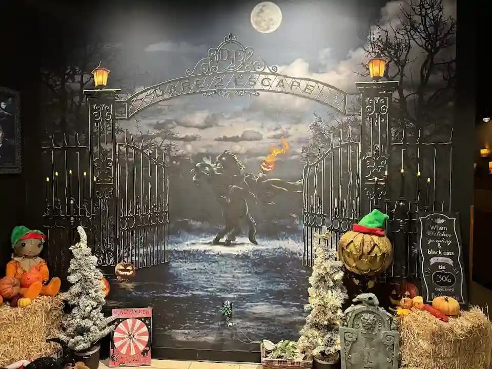 Dare 2 Escape - Escape Room Games image 7
