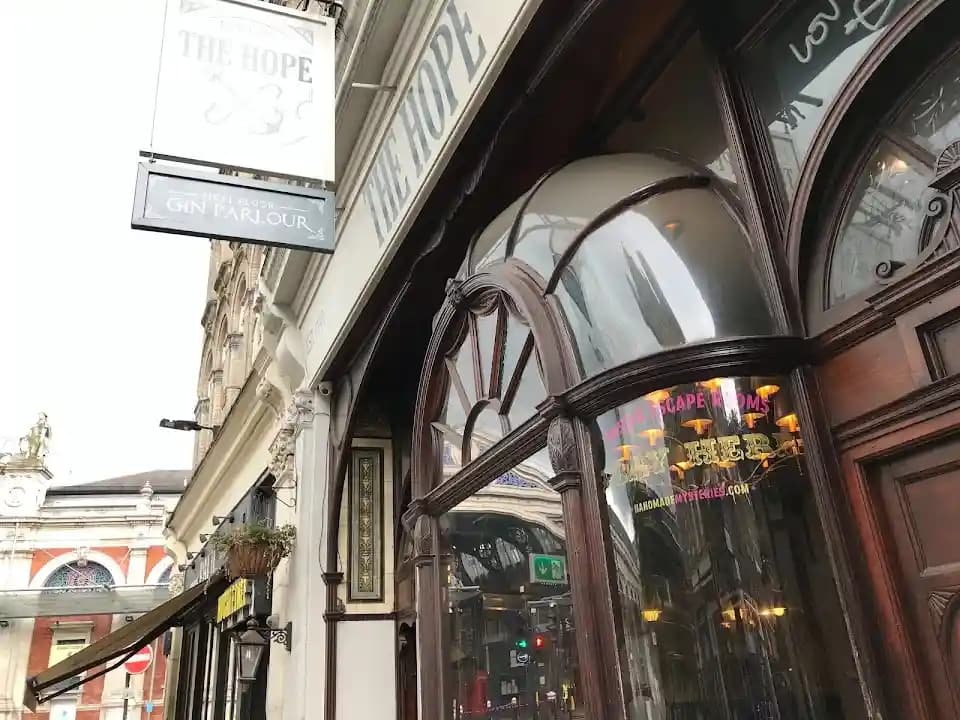 Houdini's Escape Room Experience - Farringdon image 3