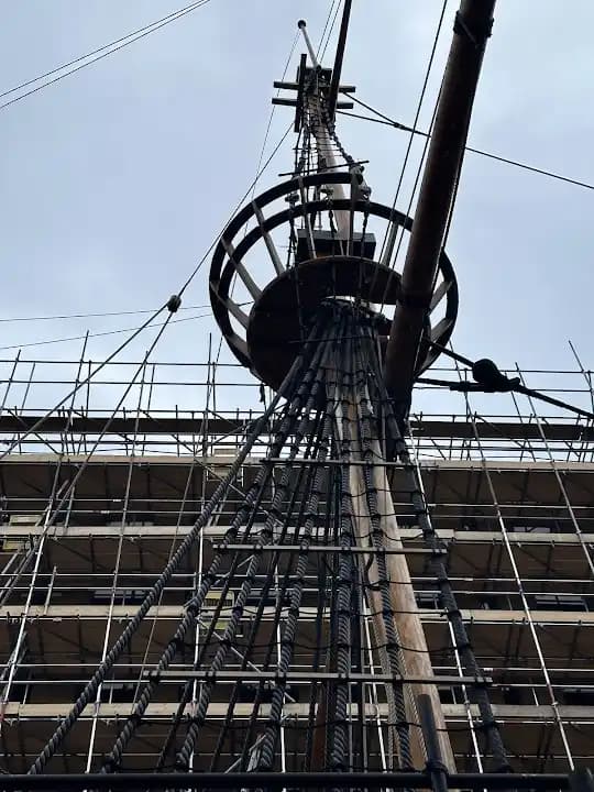 Escape from The Golden Hinde image 4