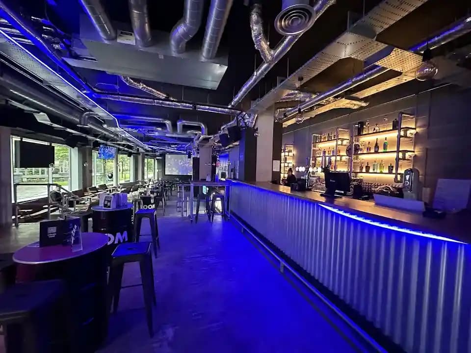 Boom Battle Bar Aldgate image 2