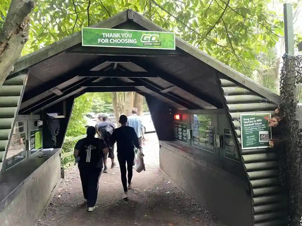 GO Paintball London image 5