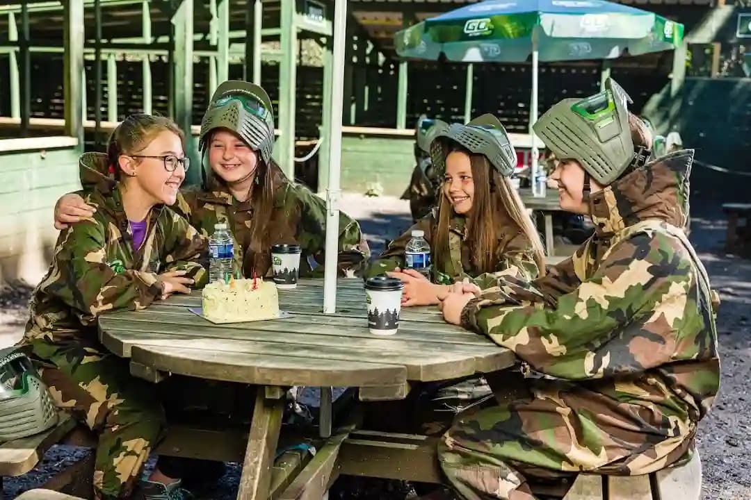 Paintzone Paintball London image 9