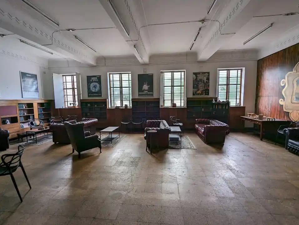 Locked In Games Live Escape Game Leeds image 3