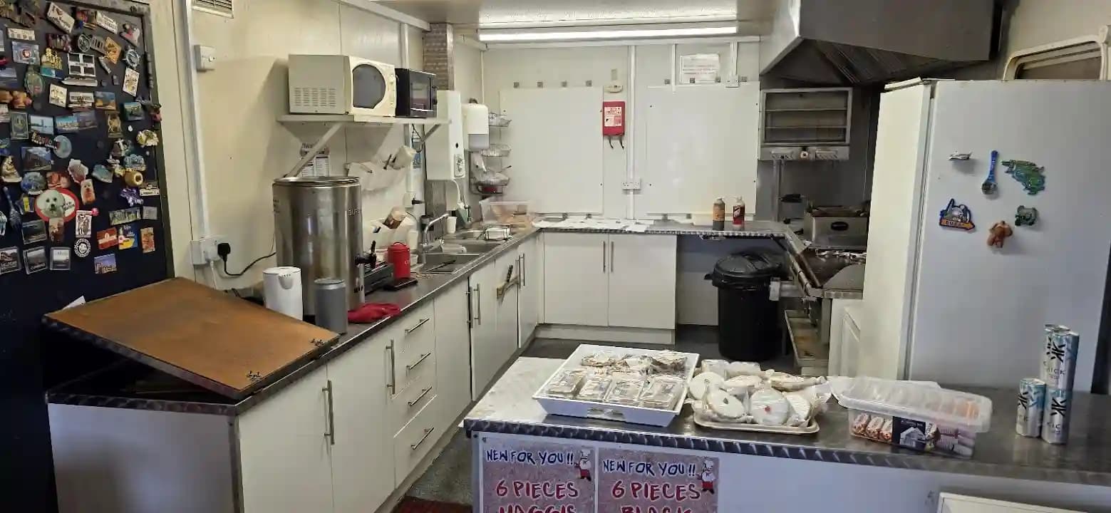 Macks Diner image 5