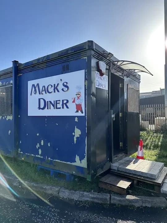 Macks Diner image 7