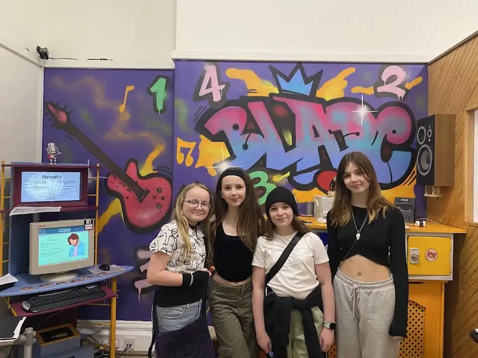 eeek! Escape Rooms Glasgow image 3