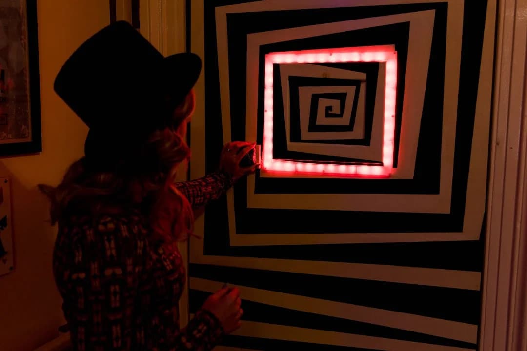 eeek! Escape Rooms Glasgow image 5