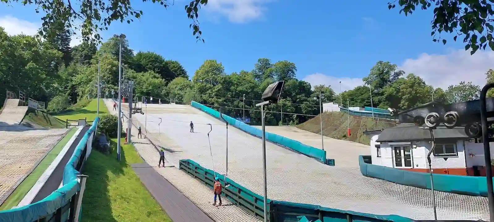Glasgow Ski & Snowboard Centre image 9