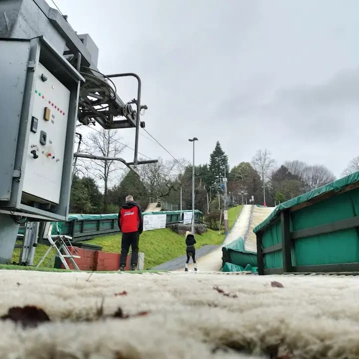 Glasgow Ski & Snowboard Centre image 6