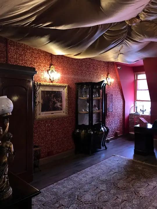 Locked In Escape Room Glasgow image 4