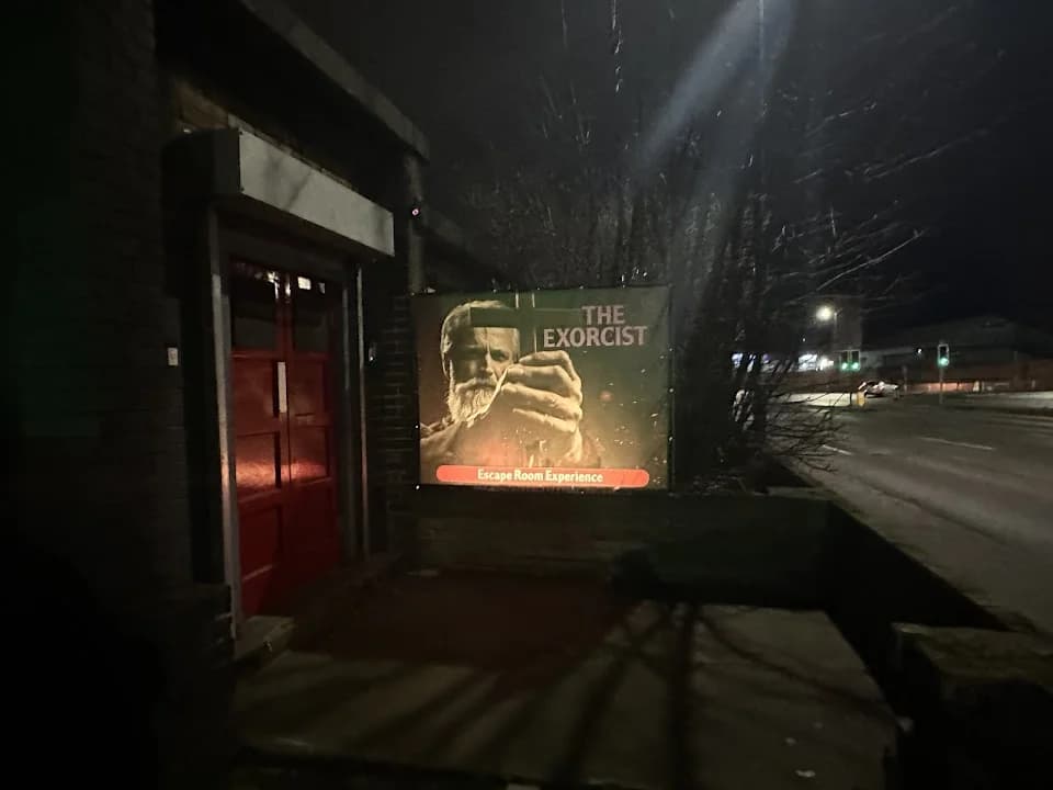 Contained Liverpool Escape Rooms & Scare Maze image 3