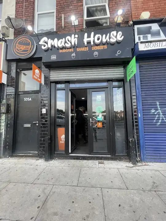 Smash House image 7