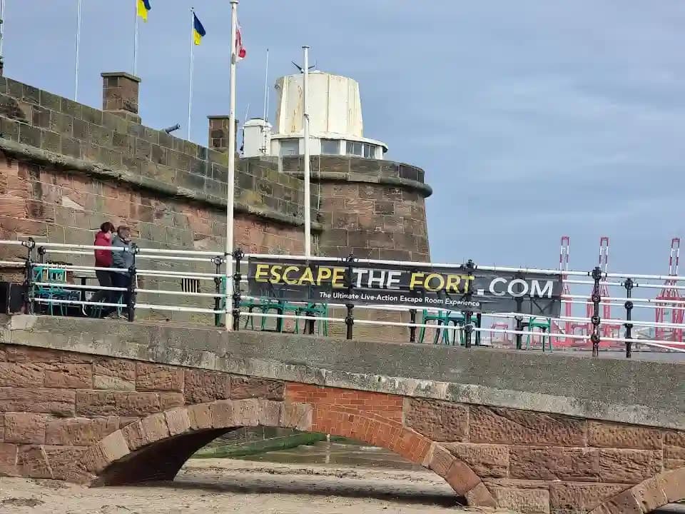Escape The Fort image 8