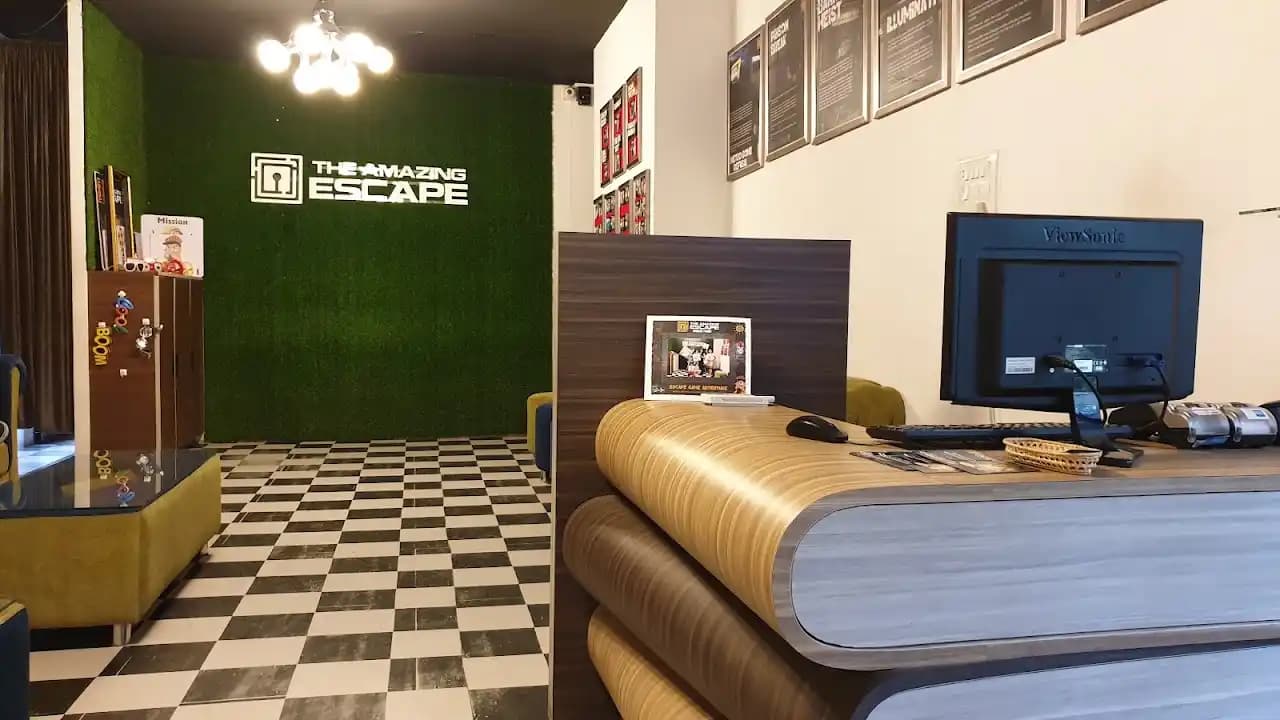 The Amazing Escape - Escape Room Adventure image 9