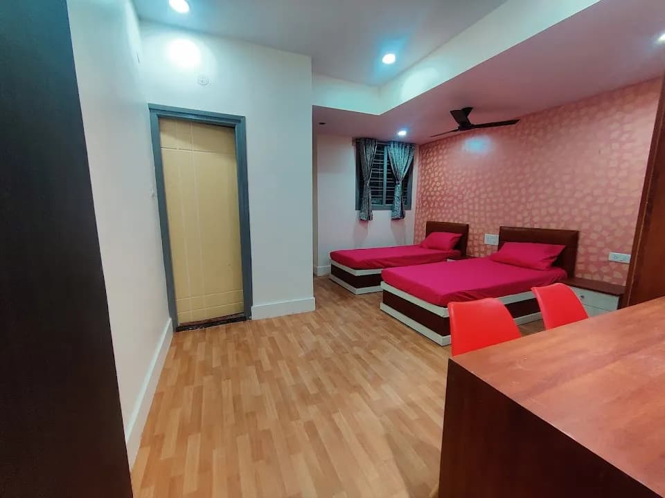 Puzzles Living Euphoria House image 2
