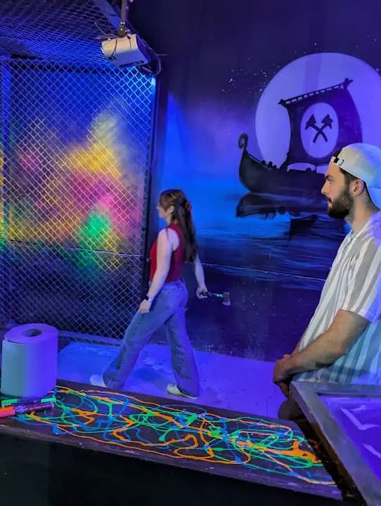 Axeperience Axe Throwing image 3