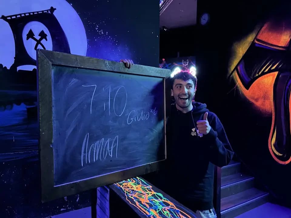 Axeperience Axe Throwing image 7