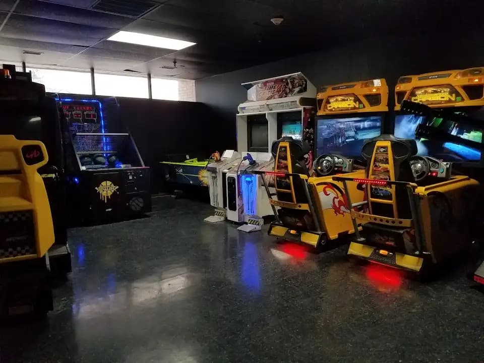 Combat Chicago - Tactical Laser Tag + Escape Rooms +Axe Throwing image 7