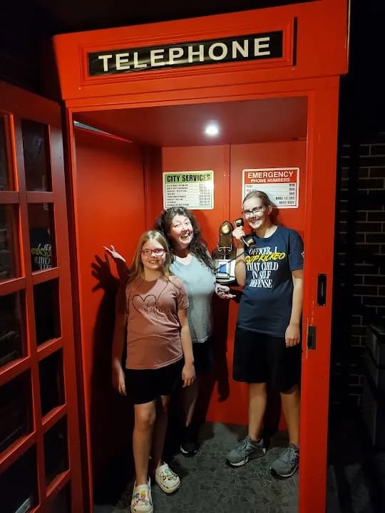 PanIQ Escape Room Chicago (Logan Square) image 8