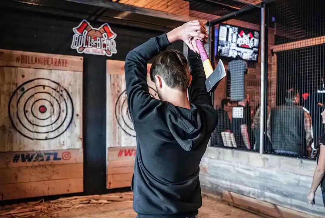Bull & Bear Axe Throwing image 4