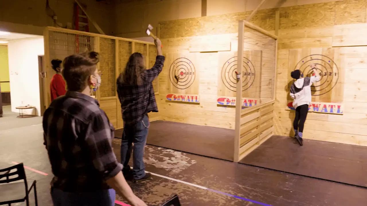 Viking Axe Throwing image 2