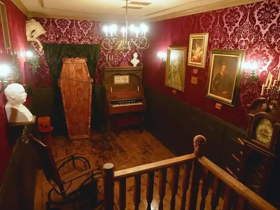 The Secret Chambers Escape Room - Arlington image 8