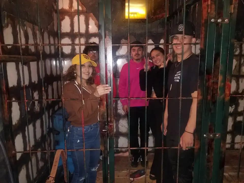 QUEST ROOM - Dallas Escape Rooms image 3