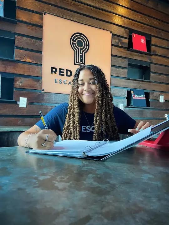 Red Door Escape Room image 7