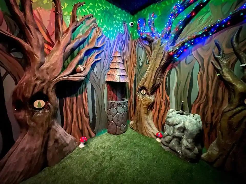 Red Door Escape Room image 10