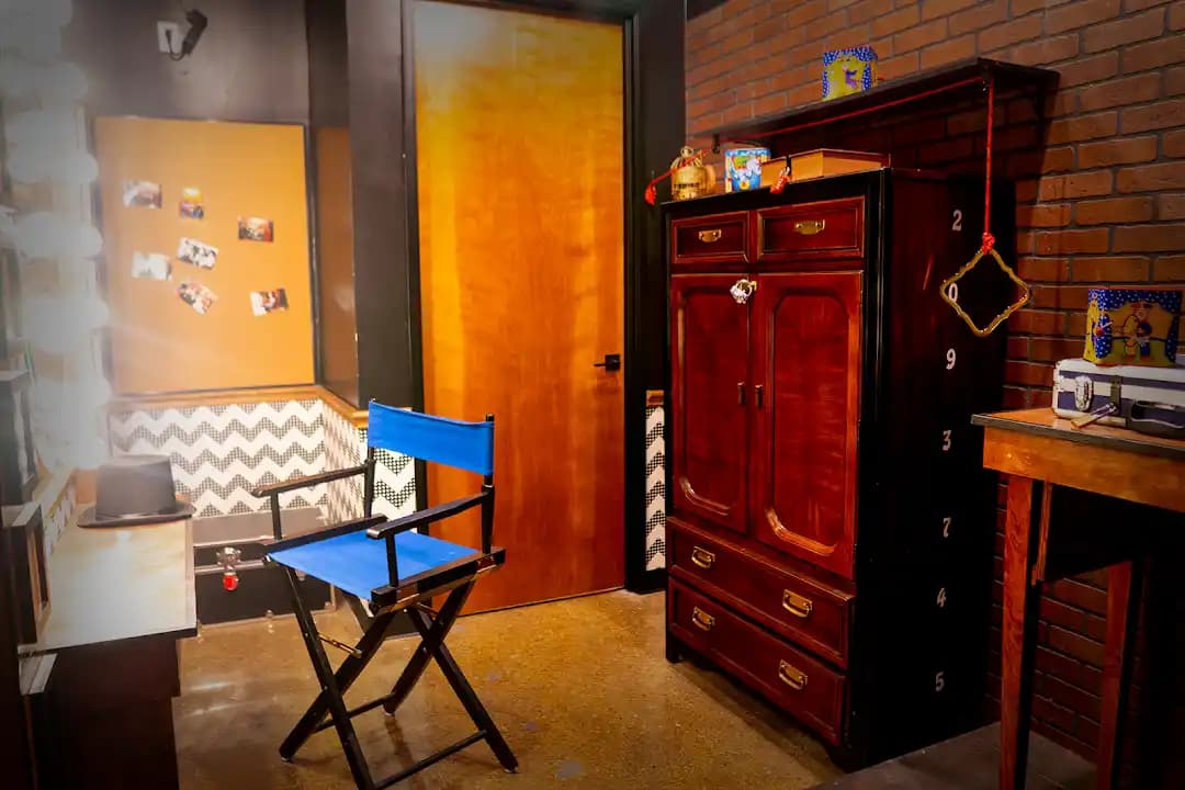 Red Door Escape Room image 5