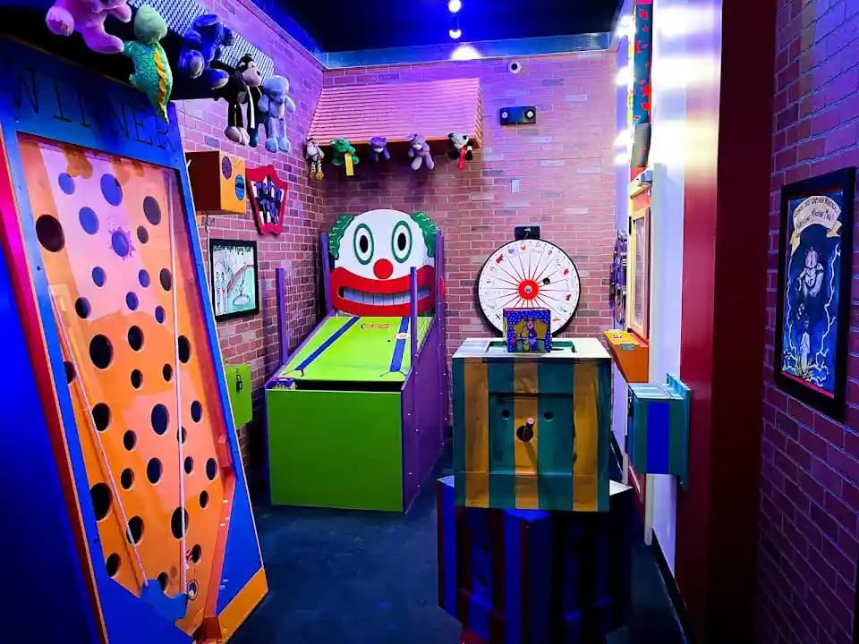 Red Door Escape Room image 7