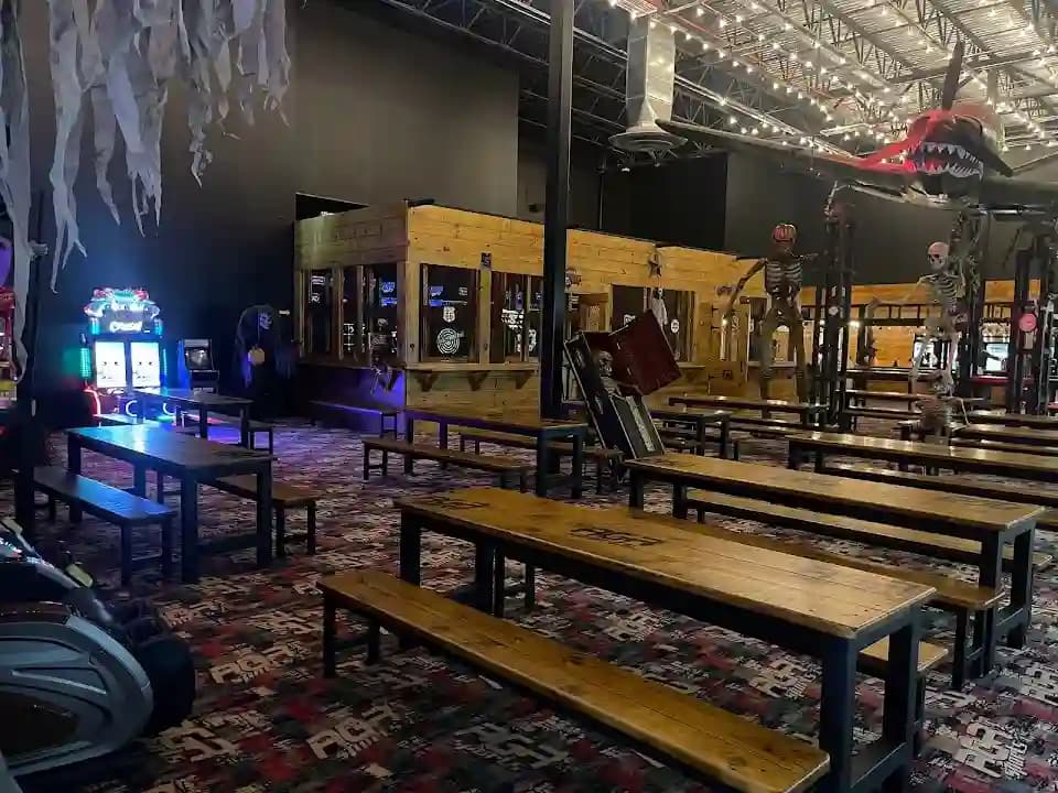 AGR Sports – Arcade, Paintball & Axe Throwing in Katy image 3