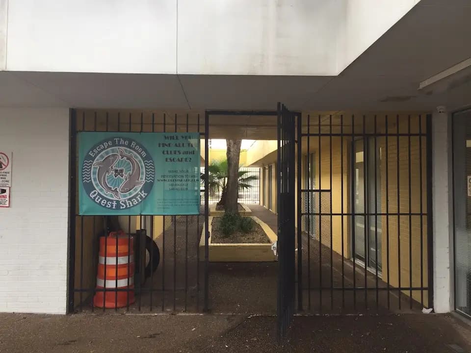 Exit Lab Houston Escape Room image 3
