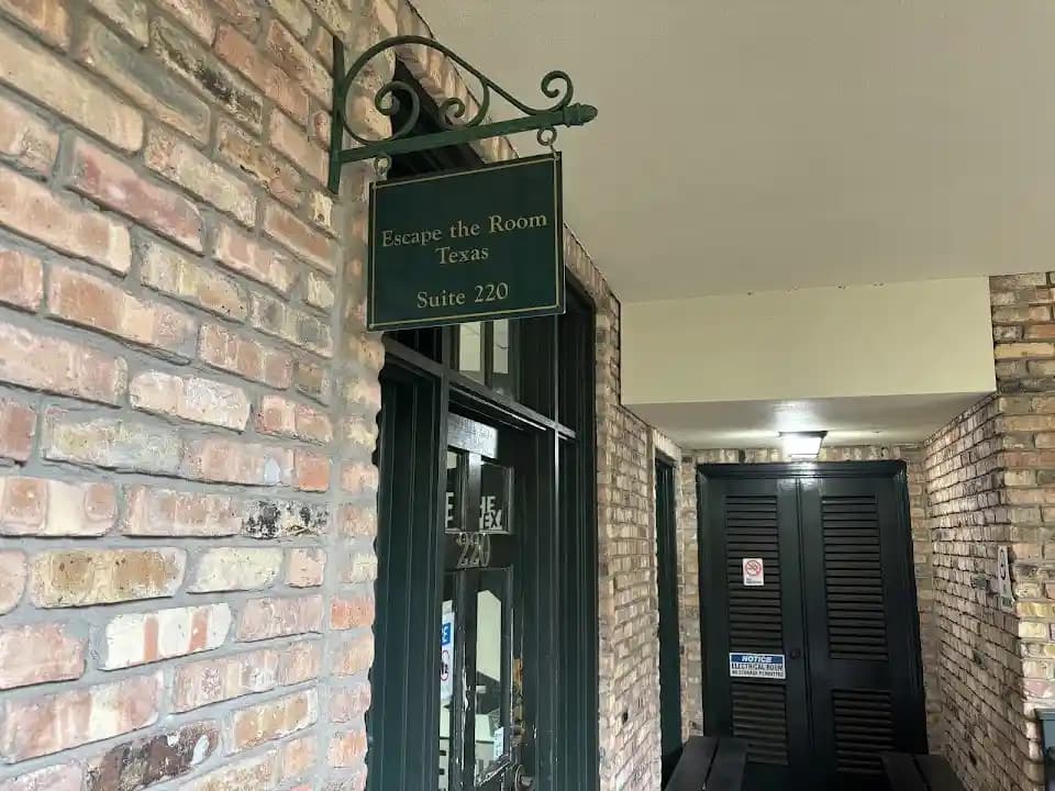 Escape The Room Texas image 2