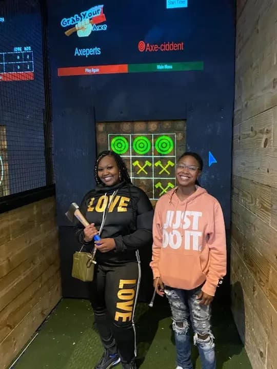 Grab Your Axe, Lewisville Axe Throwing image 3